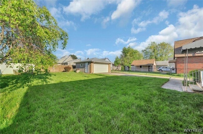 Foto del edificio - 85 Warsaw St