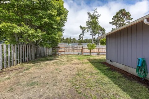 Foto del edificio - 6524 SW Harbor Ave