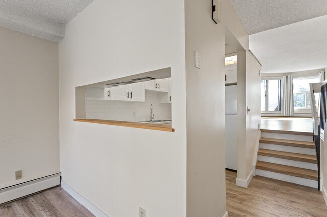 Building Photo - 11134-11183 83 Ave NW