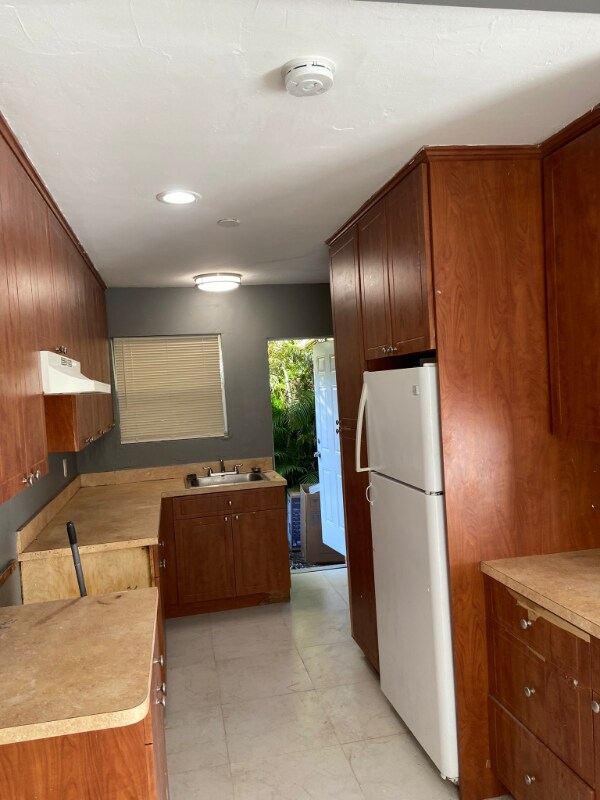 Building Photo - 2131 Hayes St