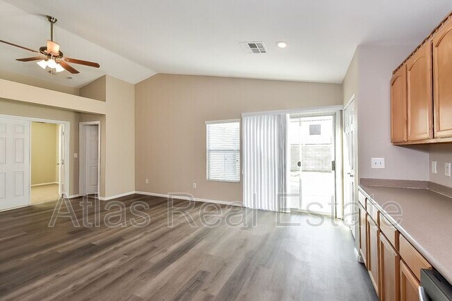 Building Photo - 8557 Timber Pine Ave