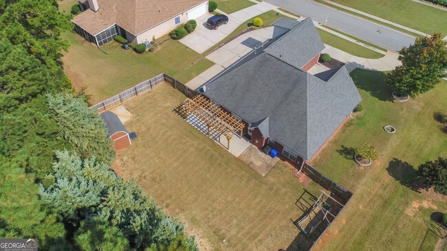 Building Photo - 337 Inverness Ave