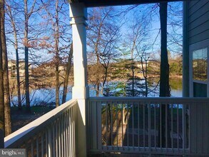 Building Photo - 1720 Lake Shore Crest Dr