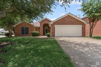 Building Photo - 201 Ute Creek Ct