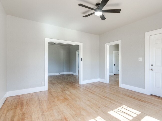 Building Photo - Renovated 3-bedroom, 2-bath home located in the heart of Edmond!