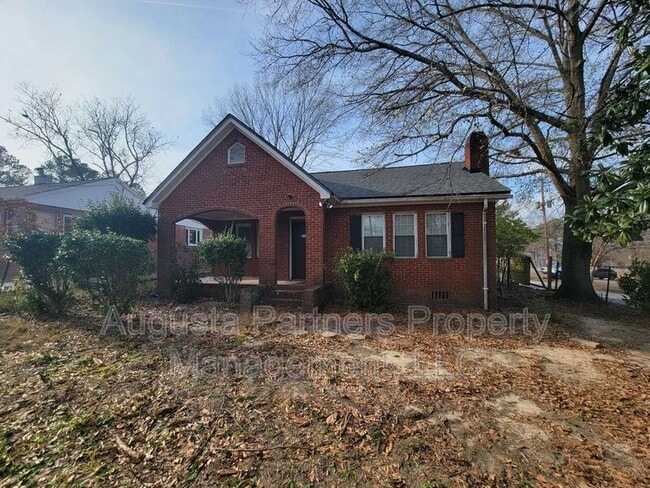 Building Photo - 295 Milledge Rd