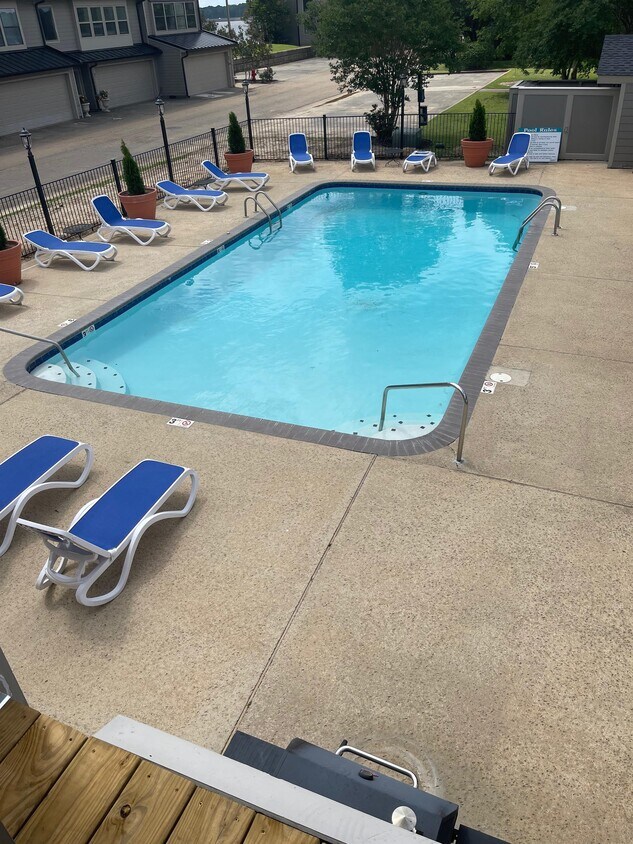 Foto principal - 58 Breakers Ln