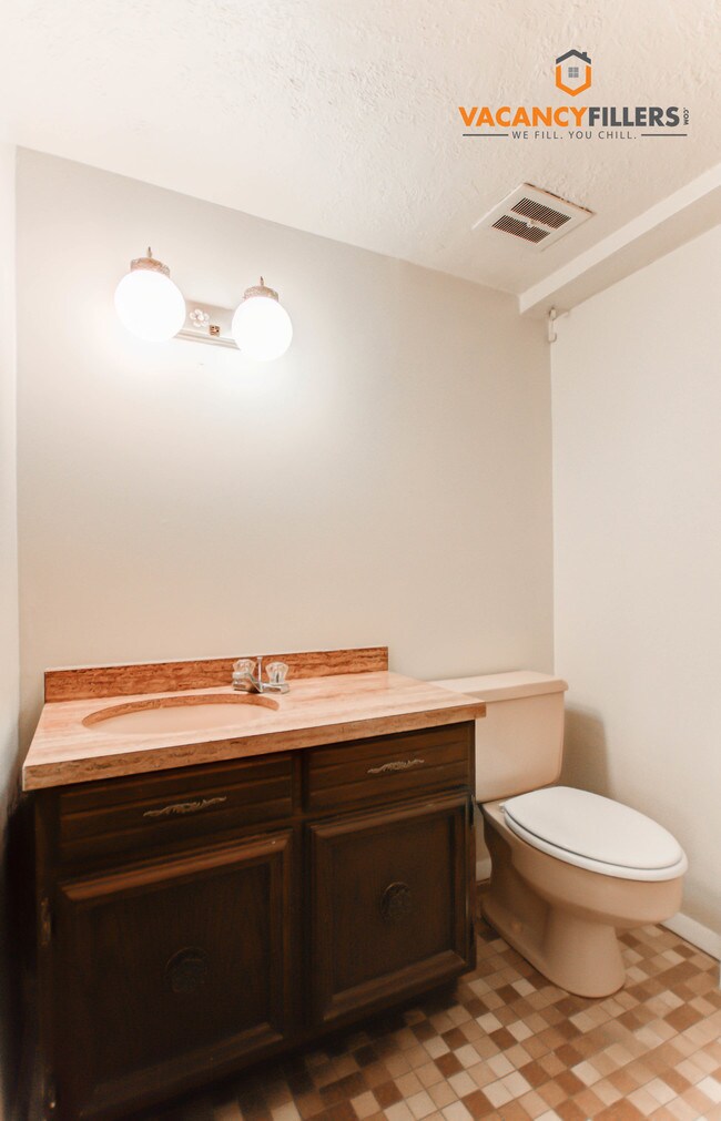 Foto del edificio - 809 Saint Paul St