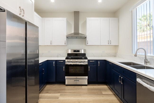 Foto del edificio - 13680 Mark Dr