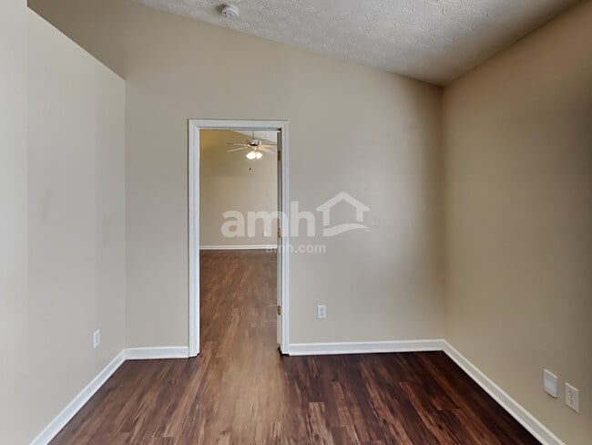 Building Photo - 3369 Woodtree Ln