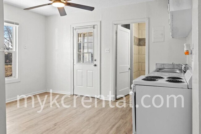 Foto del edificio - 1129 Hasbrook Ave