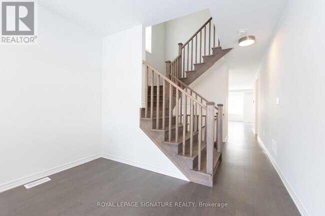 Photo du bâtiment - 3216 Meadowridge Dr