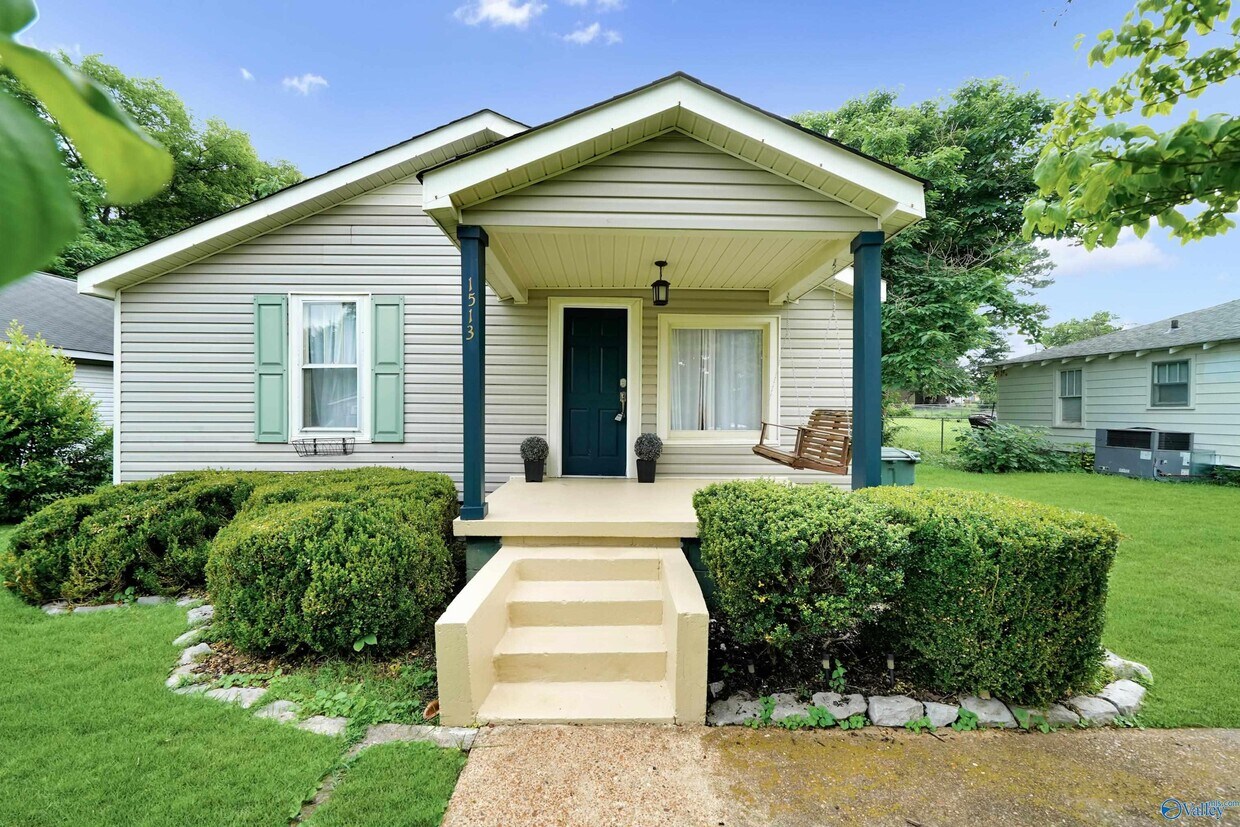 Primary Photo - 1513 Mckinley Ave NE