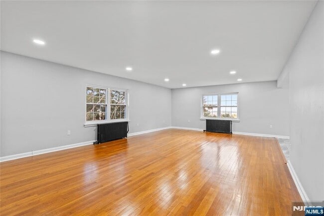 Building Photo - 15 N 17th St
