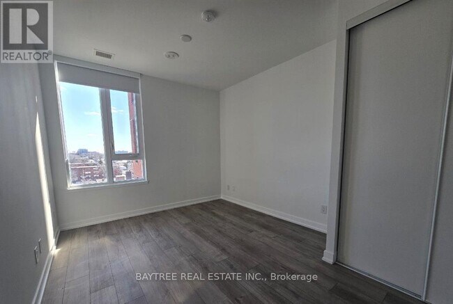 Building Photo - 3100 Keele St