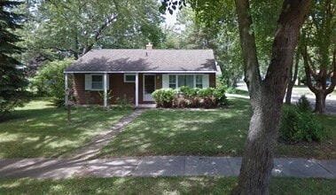 Building Photo - 4902 Altem Cir