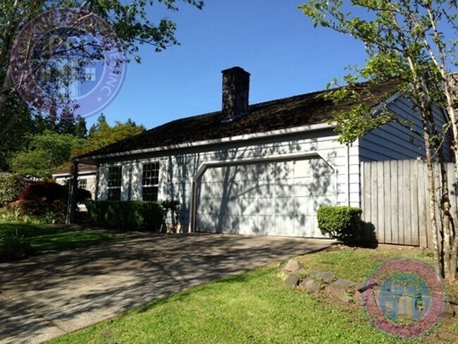 Photo - West Linn Hidden Springs Neighborhood / Si... House