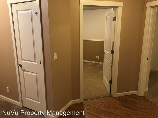 Building Photo - 1831 Yaquina Dr