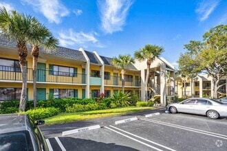 Building Photo - 1618 Meadows Cir W