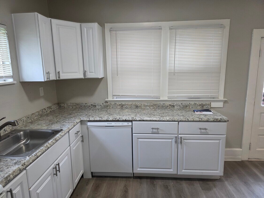 Foto principal - 1616 Xenia Ave