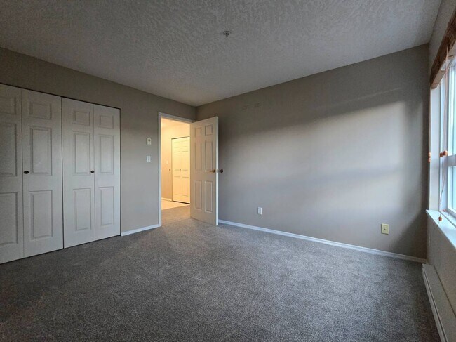 Photo du bâtiment - 1505 Church Ave