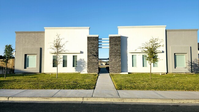 Foto del edificio - 3604 Fuerte Ave