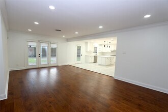 Building Photo - 4839 McDermed Dr