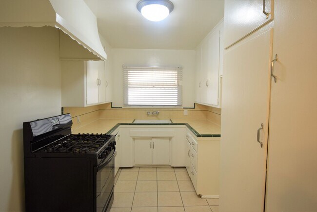 Foto del edificio - 11645 Moorpark St