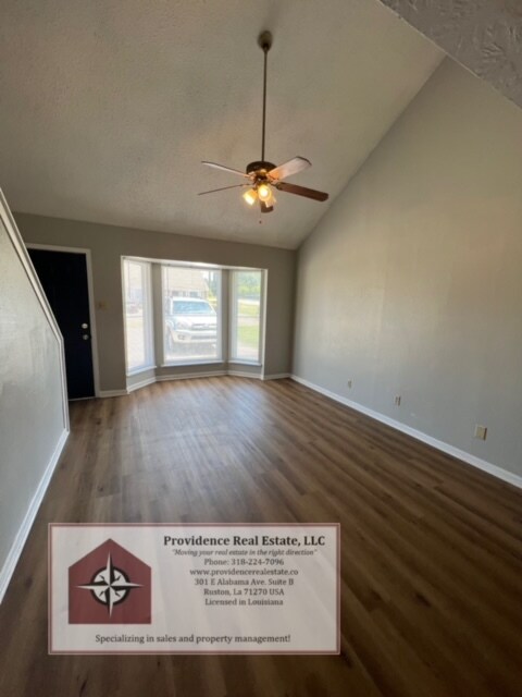 Foto del edificio - 401 Kennon Ln