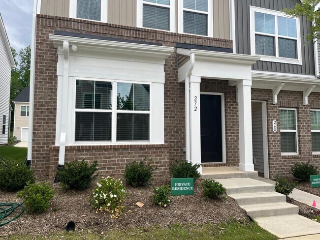 Foto del edificio - 272 Chesapeake Cmns St