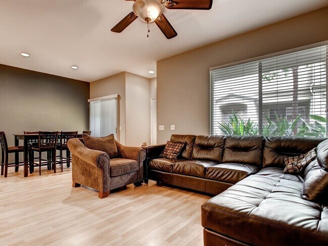 Foto del edificio - Beautiful 2bed/2.5bath townhome in Chula V...