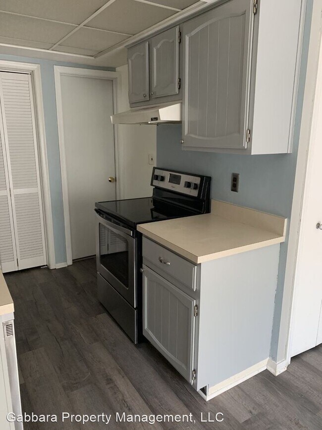 Building Photo - 2 br, 1.5 bath House - 24439 Quad Park Ln