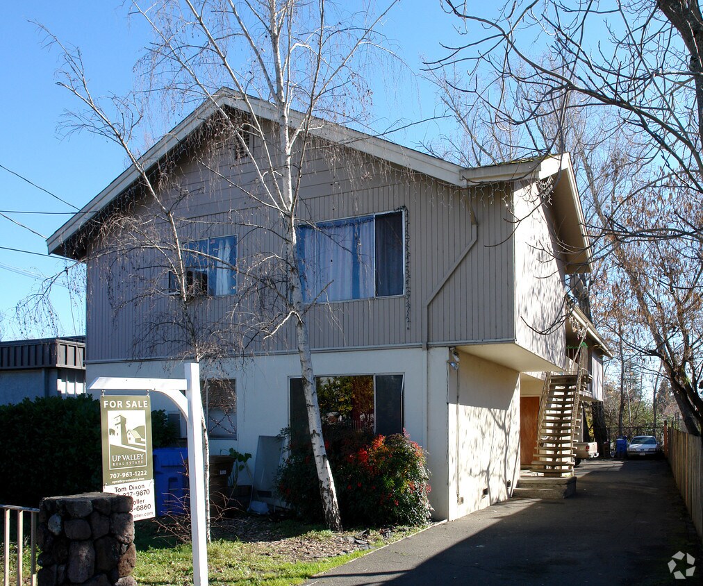 1041 Pope St, Saint Helena, CA 94574 Apartments in Saint Helena, CA