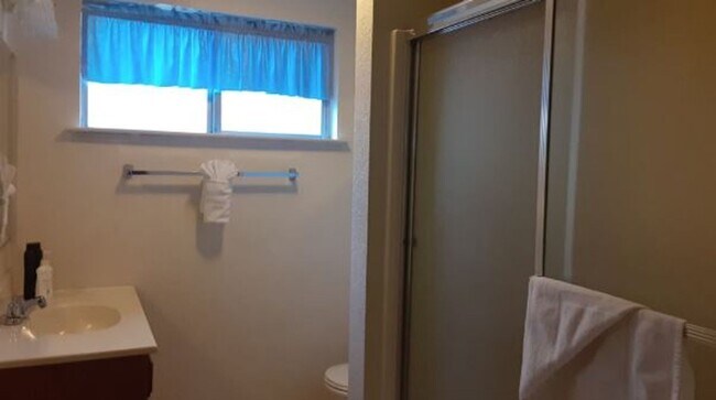 Foto del edificio - Seasonal Furnished Rental