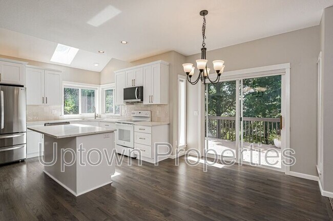 Foto del edificio - 13843 SW Benchview Terrace
