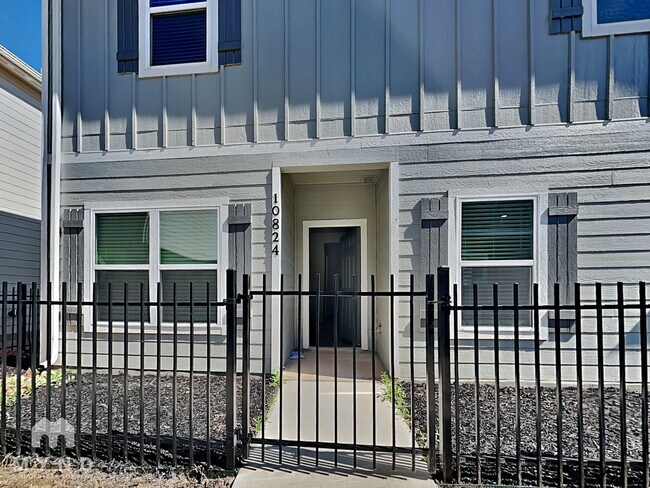 Foto del edificio - 10824 Quinn Ct