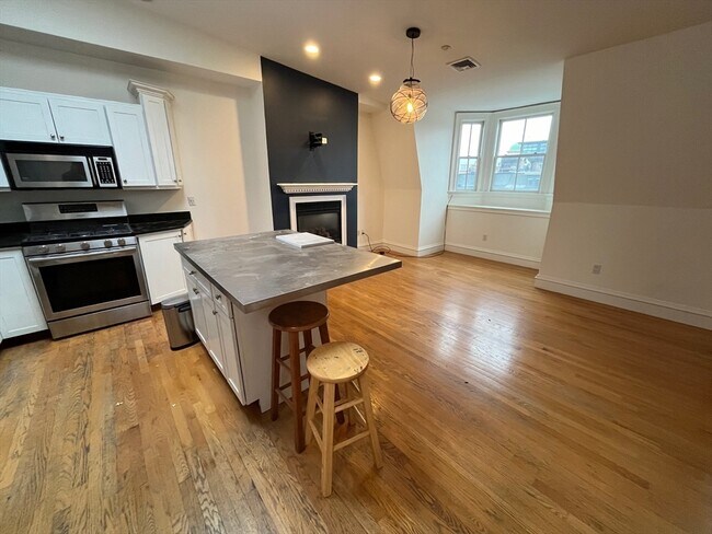 Foto del edificio - 476 Massachusetts Ave