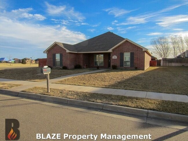 Foto del edificio - Charming Corner Lot Home in Desirable City...