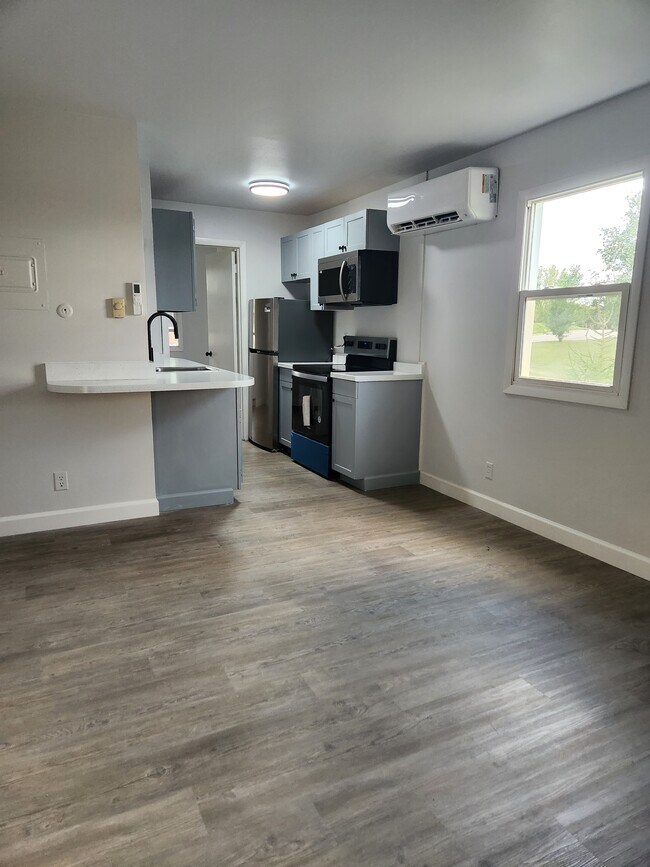 Foto del edificio - Windsor Apartments- 1st Month FREE!