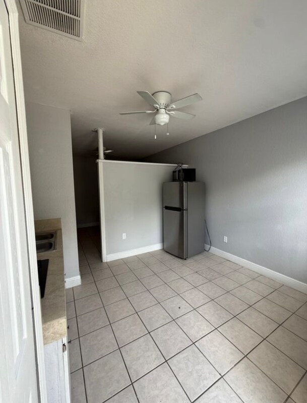 Foto del edificio - 2725 Uintah Ave