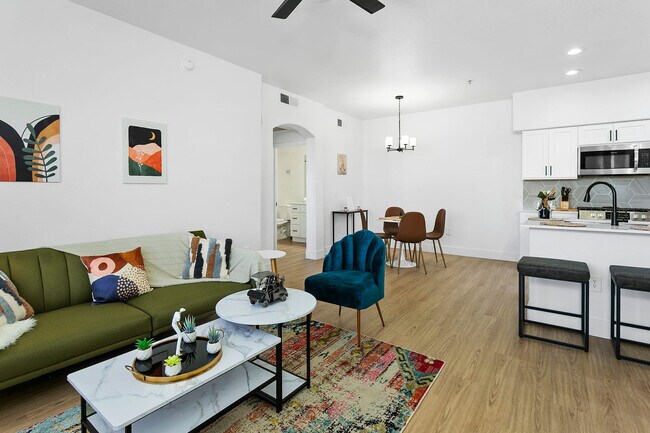 Foto del edificio - 9450 W Cabela Dr