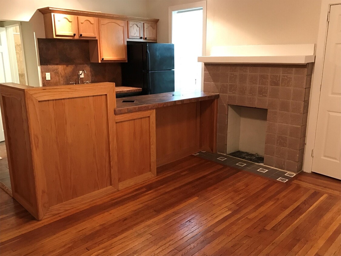 200 S Fairmount St Unit 5, Pittsburgh, PA 15206 Apartment for Rent in