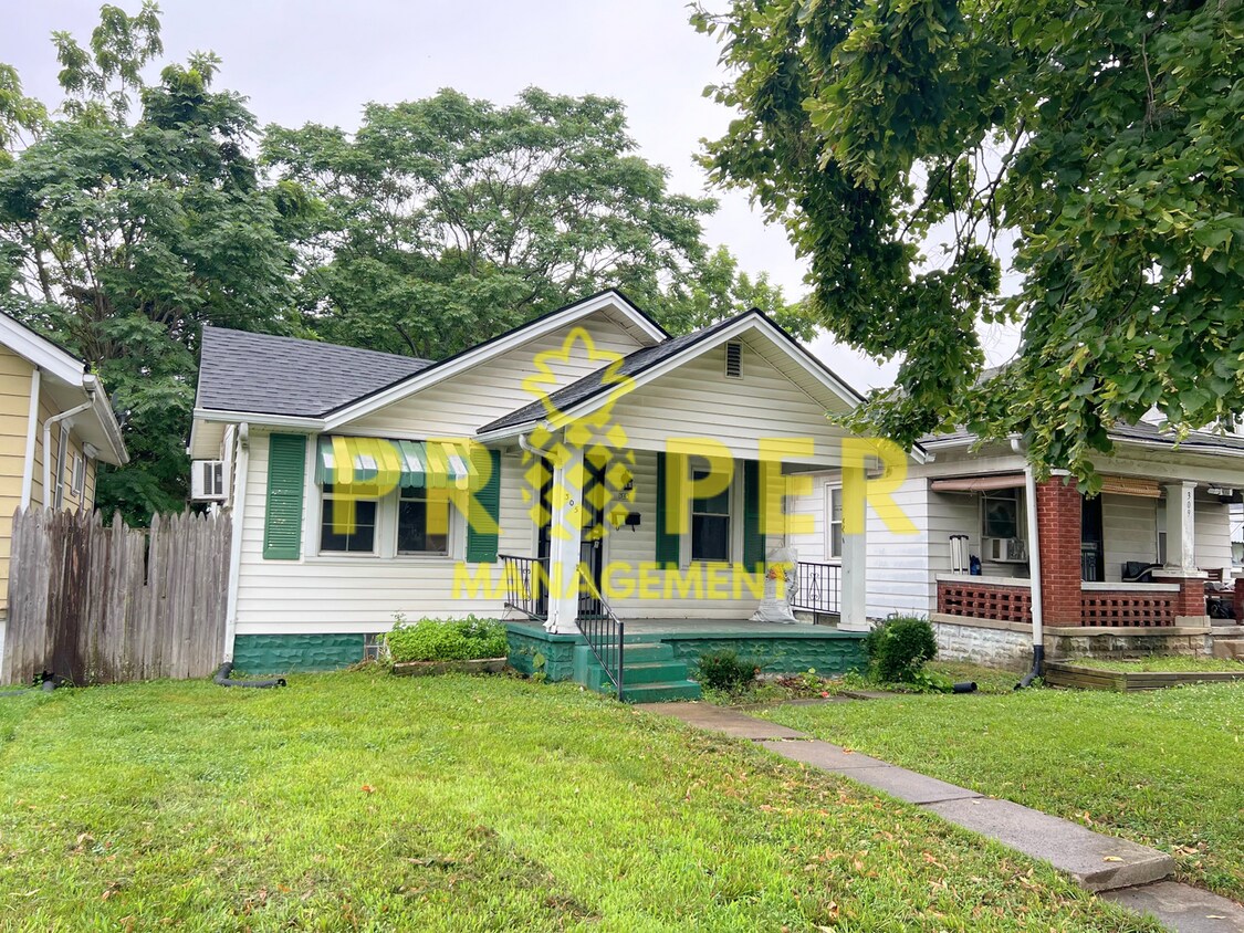 Foto principal - Recently renovated 2 bedrooms 1 bath