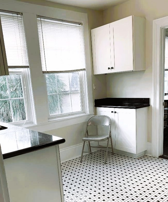 Building Photo - 7114 Freret St