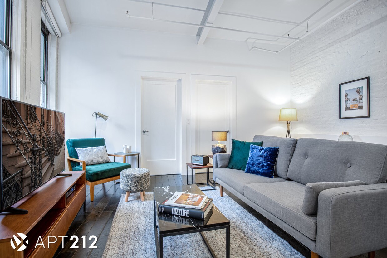Foto principal - 63 Spring St