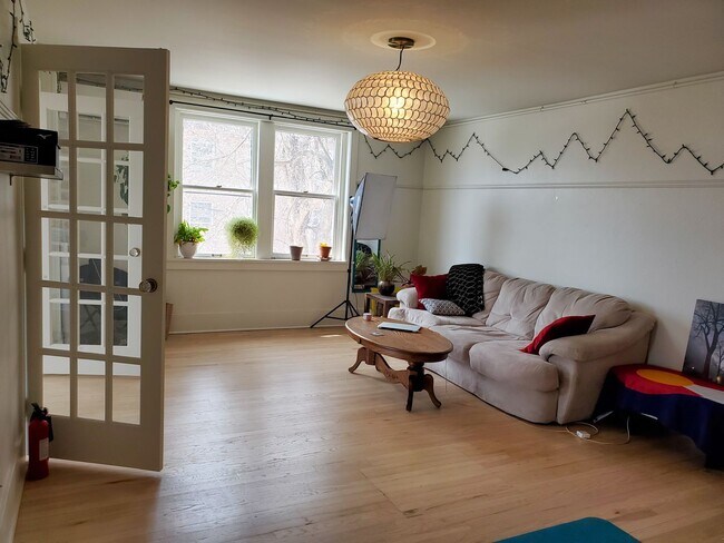 Foto del edificio - Laurel220 (KC-JF)