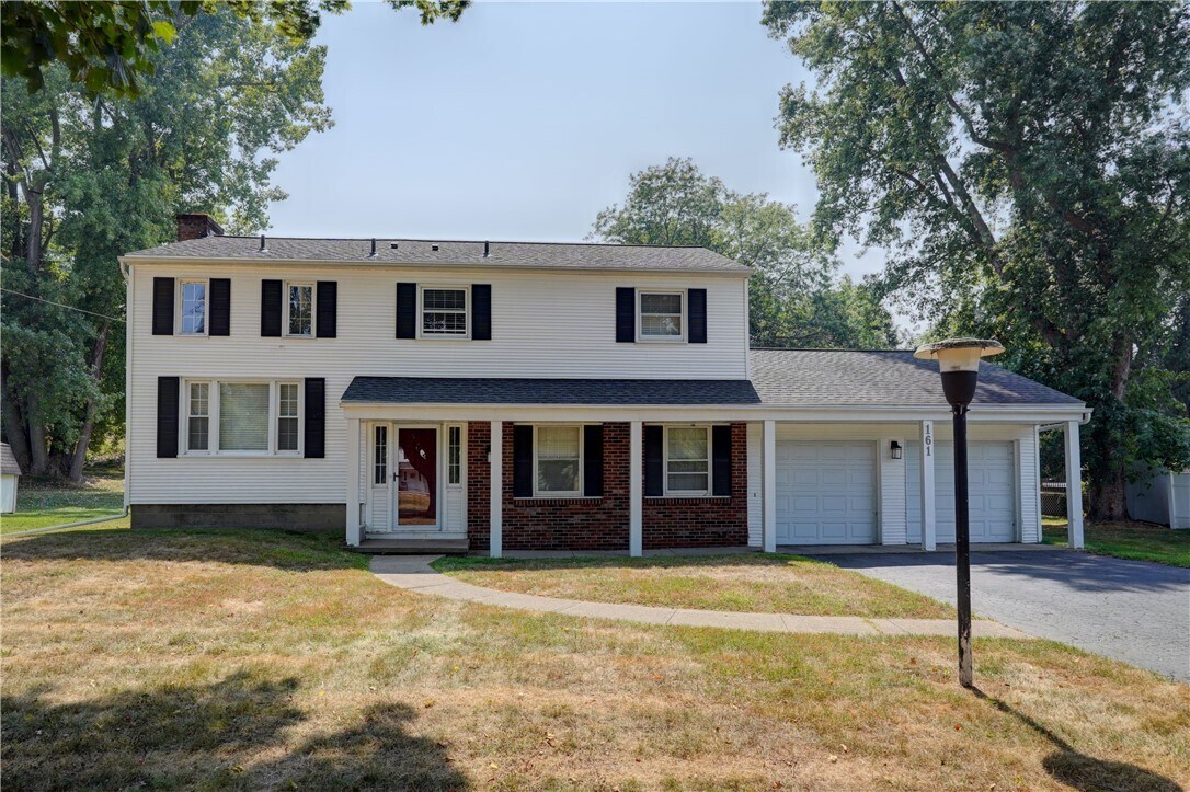 Foto principal - 161 Railroad Mills Rd