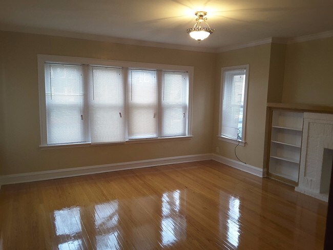 Foto del edificio - 7439 S Prairie Ave