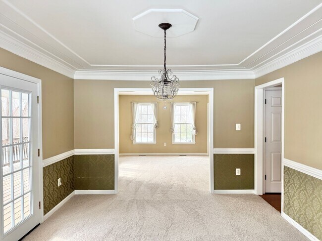 Foto del edificio - BEAUTIFUL 3 ACRES STAFFORD - MOUNTAIN VIEW SCHOOL DISTRIC