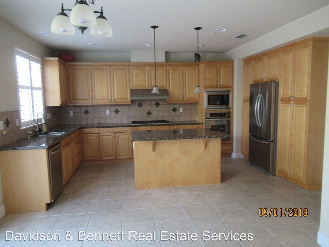 Building Photo - 4 br, 2.5 bath House - 1640 Pear Tree Lane